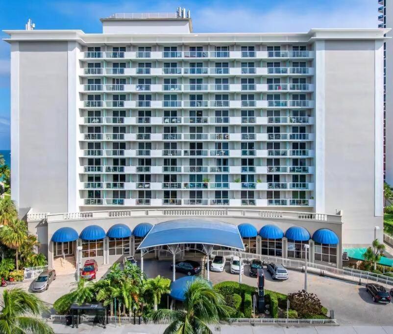 Oceanfront With Balcony Sunny Isles - Spectacular! Apartment Miami Beach Exterior photo